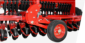 URZĄDZENIE TRANSPORTOWE W WYPOSAŻENIU STANDARDOWYM