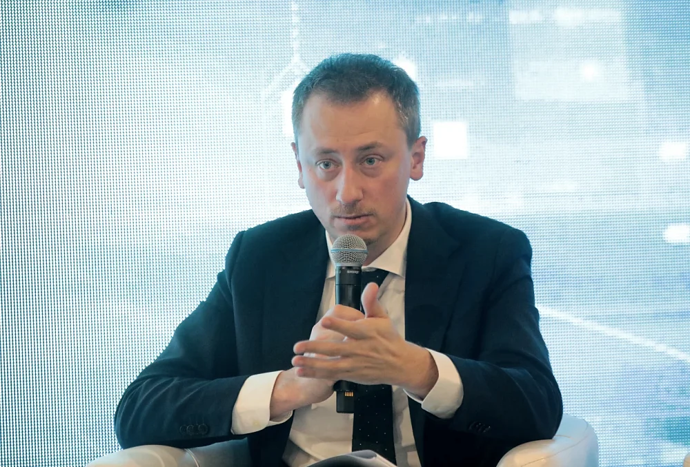 ELVORTI gratuluje stowarzyszeniu „UkrAgroMash” z okazji jego 15-lecia. — 10