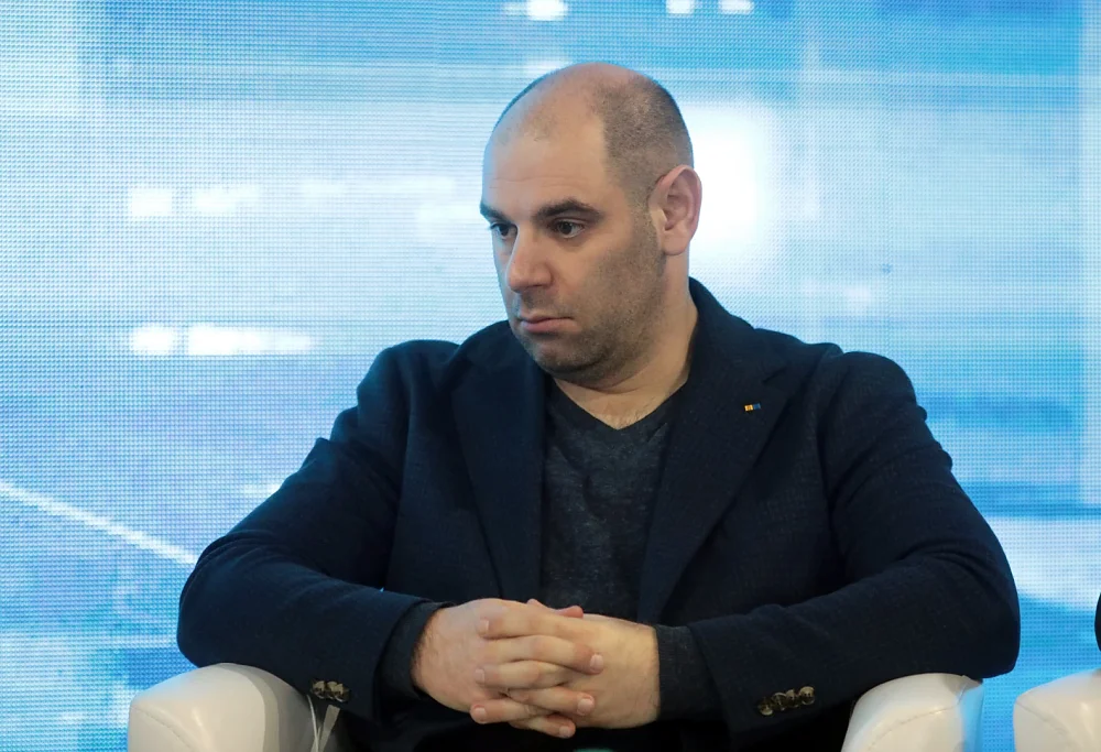 ELVORTI gratuluje stowarzyszeniu „UkrAgroMash” z okazji jego 15-lecia. — 4