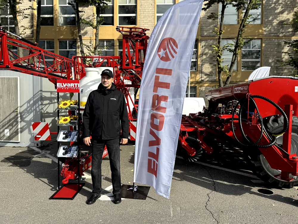 Premiera ALFA 4 No-Till w nowej stylistyce marki ELVORTI na MOLDAGROTECH 2026 — 3