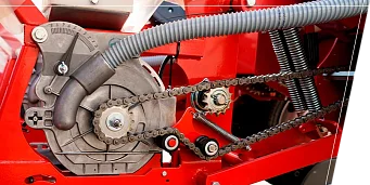 DYNAMICZNA KONSTRUKCJA NAPINACZA ŁAŃCUCHA NA SEKCJĘ